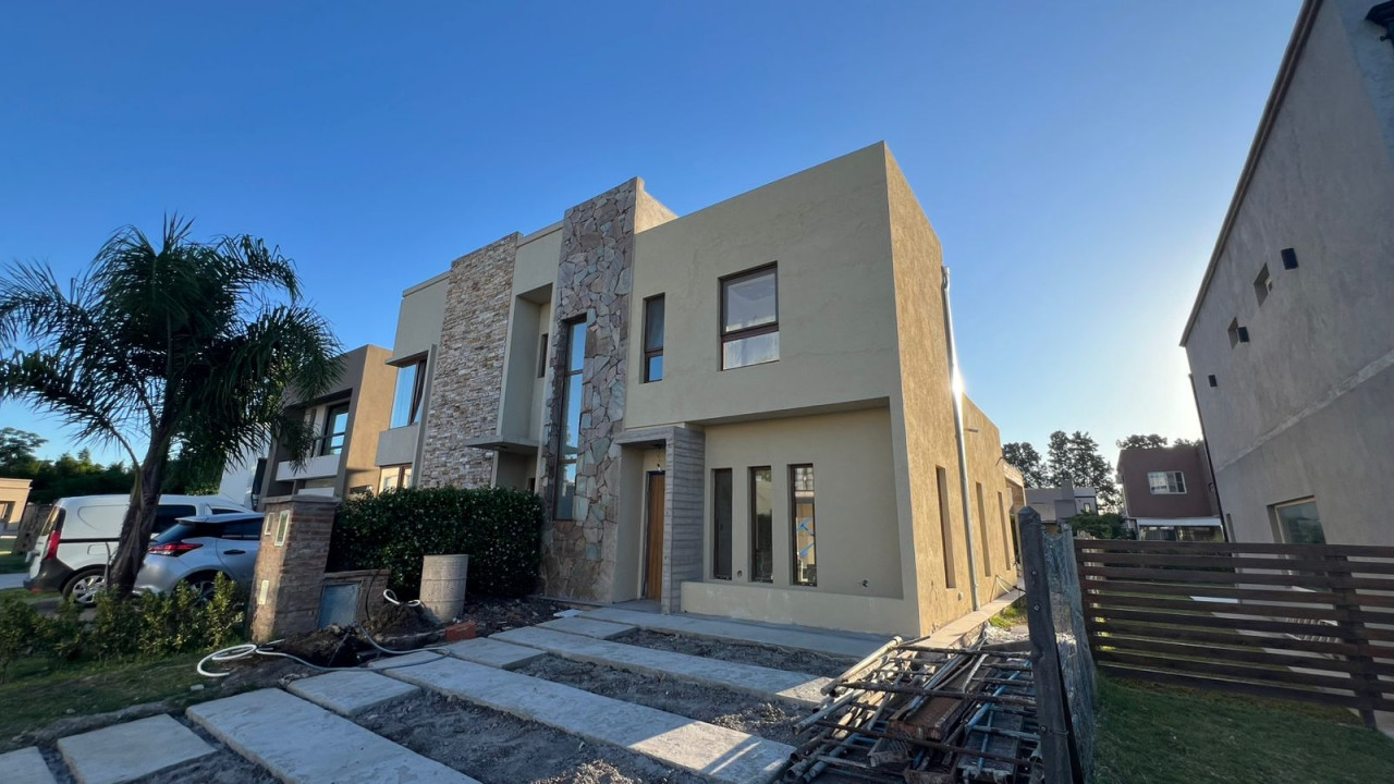 Casa en Venta en Barrio La Josefina- Pilar