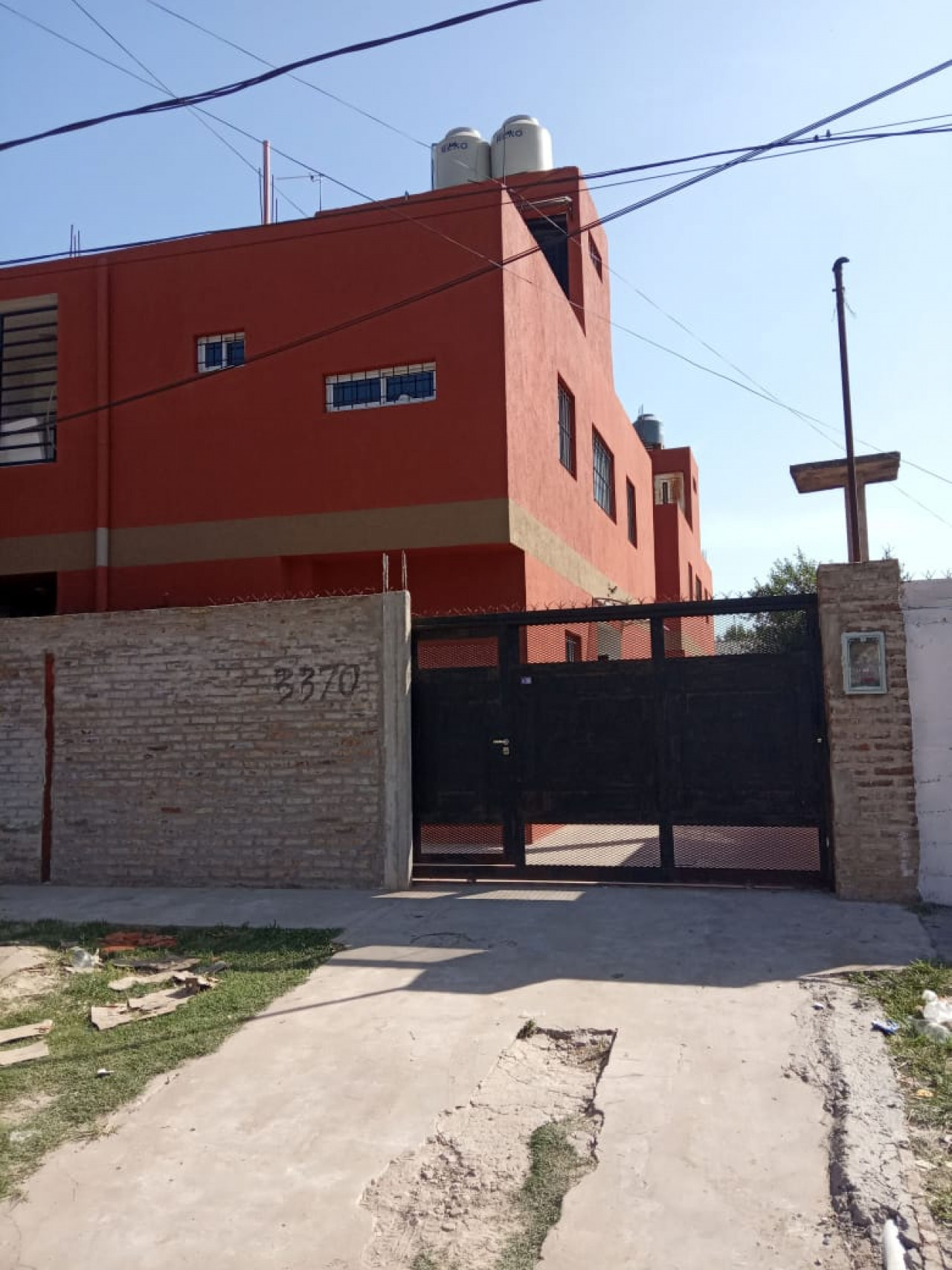 VENTA EN BLOQUE 8 DEPARTAMENTOS DE 2 AMBIENTES