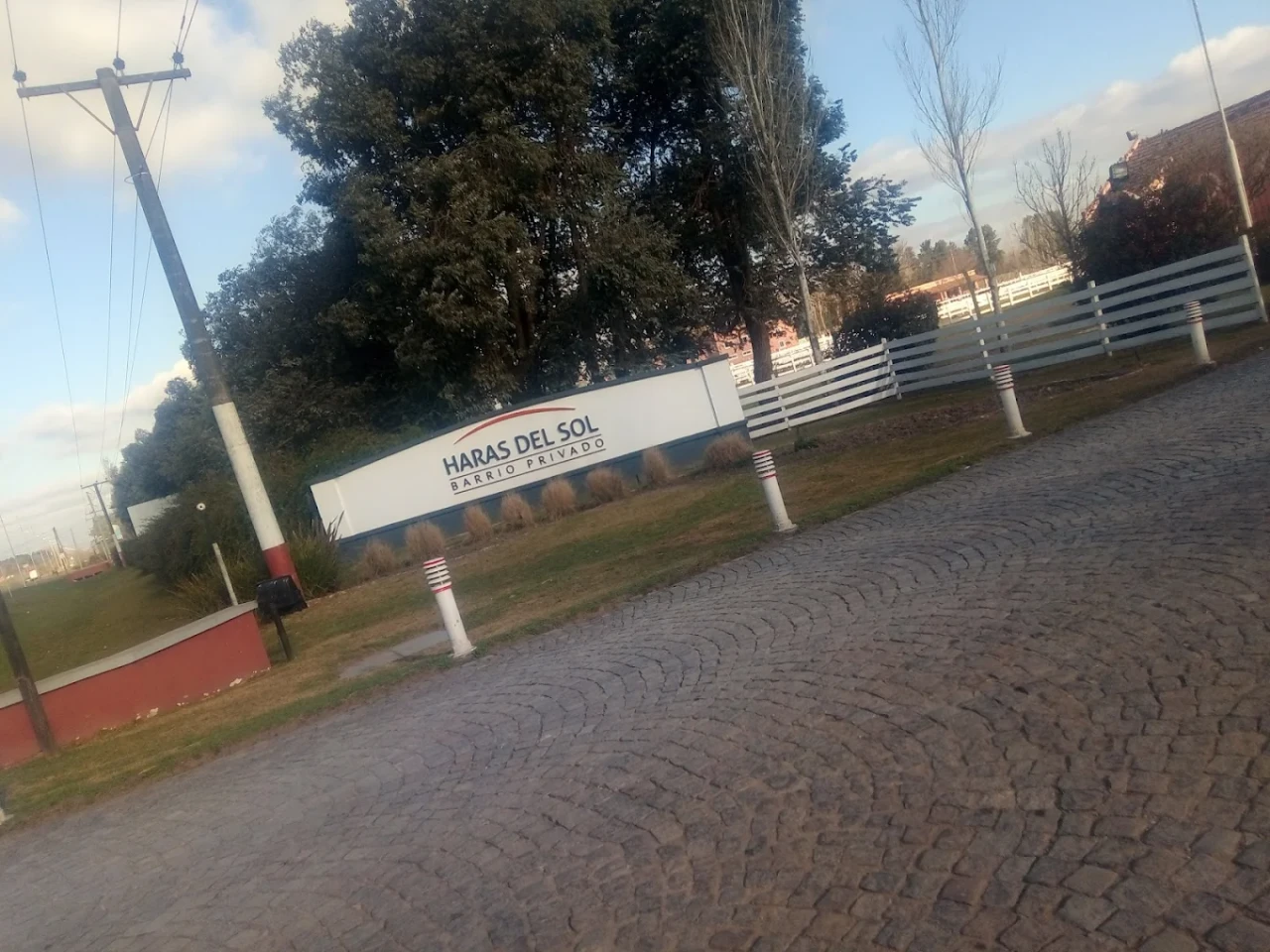 Lote Perimetral de 1.850 m² en Barrio Cerrado  sobre Ruta 25 – Pilar . Oportunidad Única!