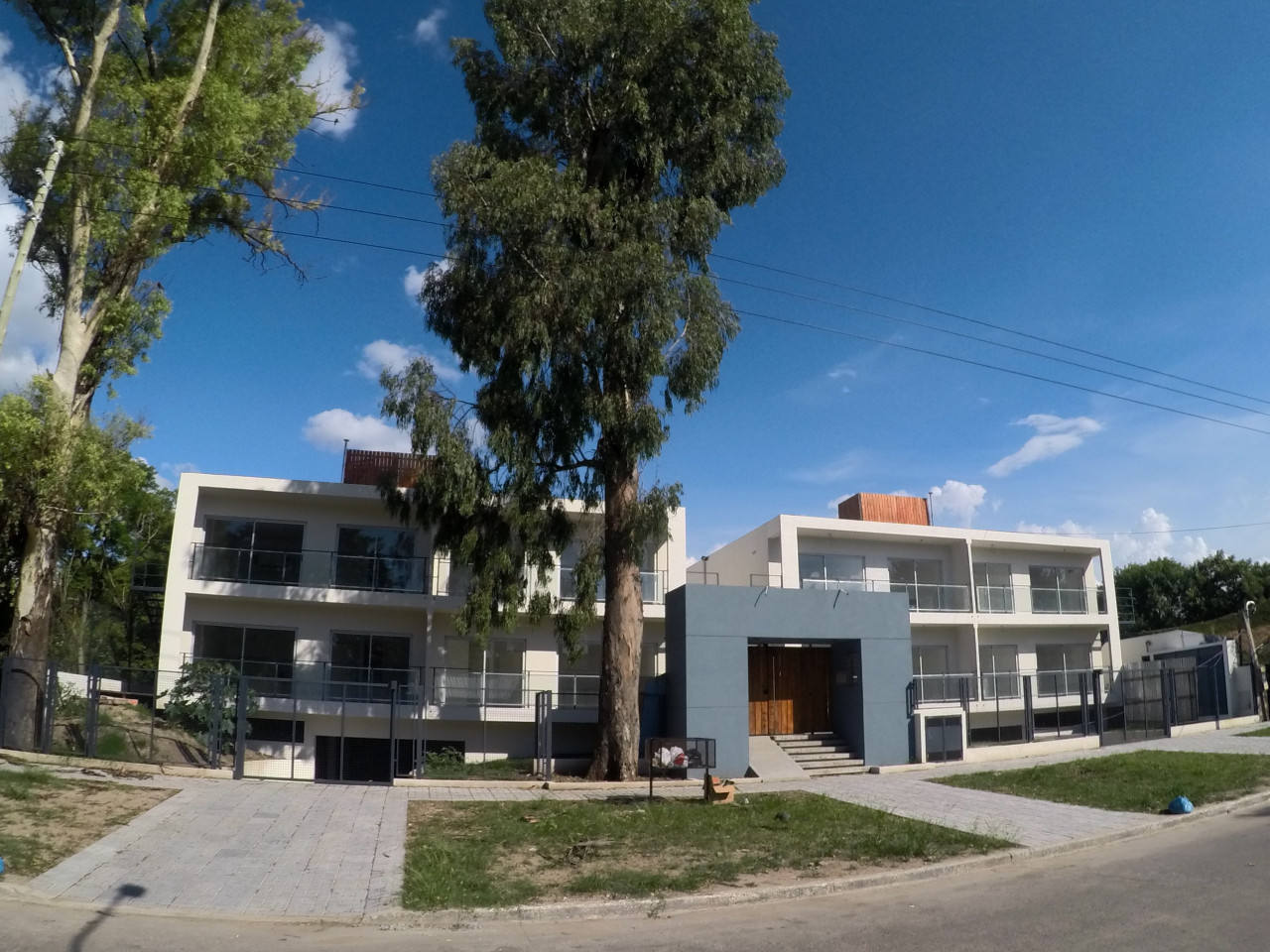 ### ALQUILER DEPARTAMENTO 2 AMBIENTES CON COCHERA / SAN MIGUEL (B197513) ###